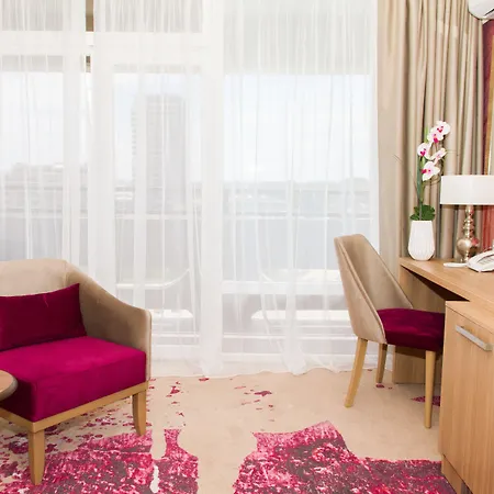 Europe & Casino Hotel 4*