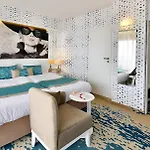 Europe & Casino Ξενοδοχείο 4*
