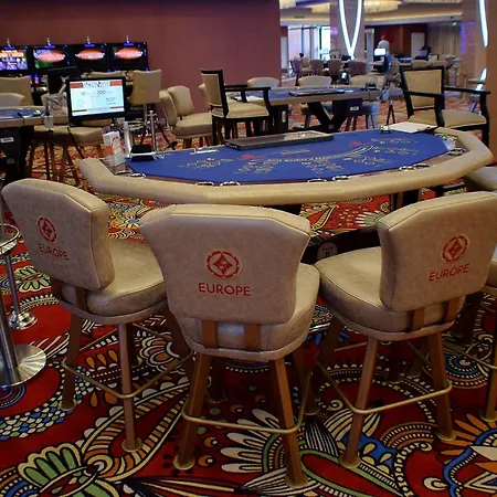 Europe & Casino Hotell 4*