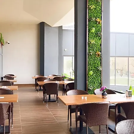 Europe & Casino Hotell 4*