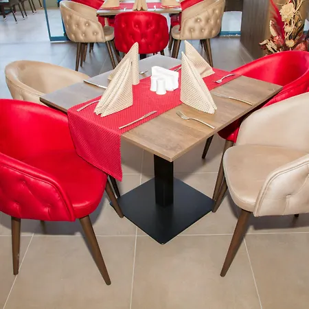 Europe & Casino Hotel 4*