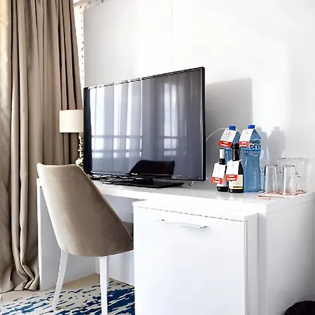 酒店 Europe & Casino 4*