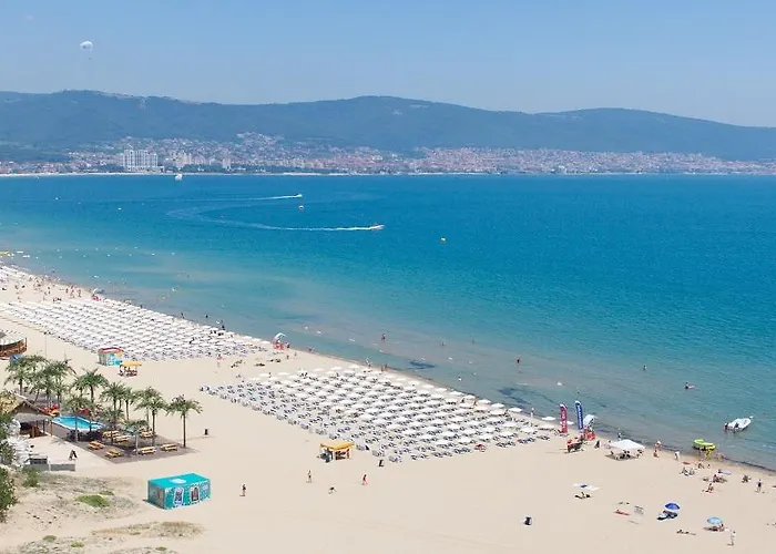 酒店 Europe & Casino 4*