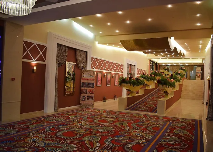 酒店 Europe & Casino 4*