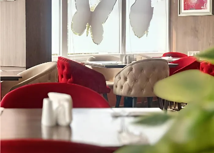 酒店 Europe & Casino 4*